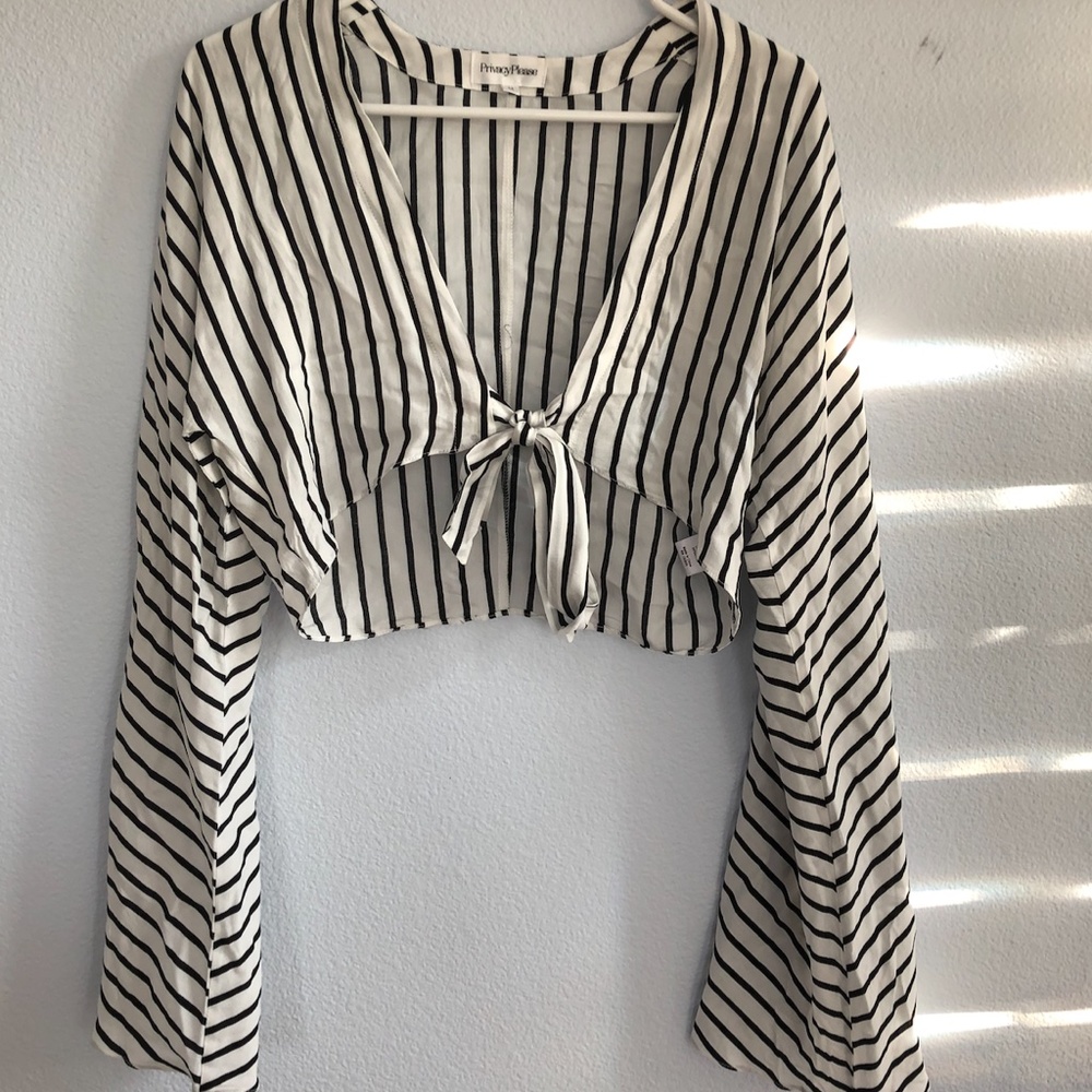 Clara Crop Top - Picture 3 of 3